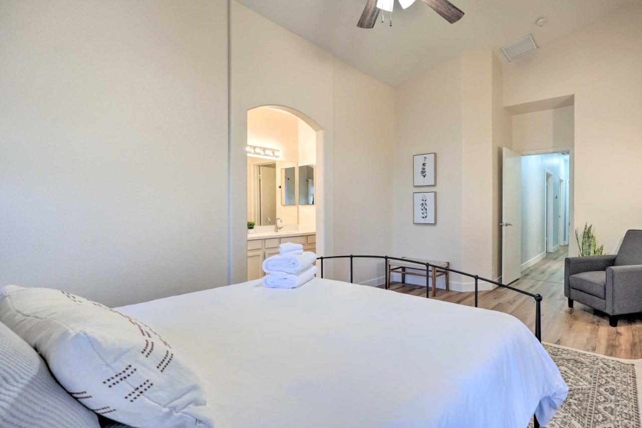 Sunlit Peoria Vacation Rental With Private Yard المظهر الخارجي الصورة